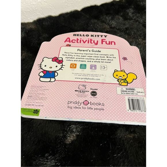 Hello Kitty: Wipe Clean Activity Fun - Picture 4 of 5